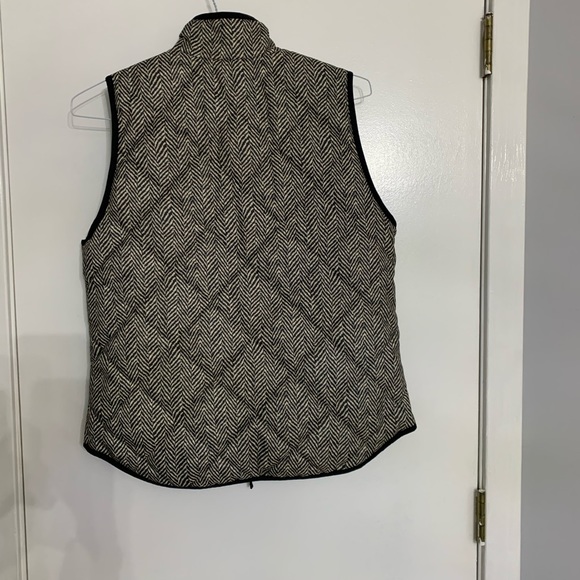 J Crew Herringbone Excursion Vest - Picture 3 of 7